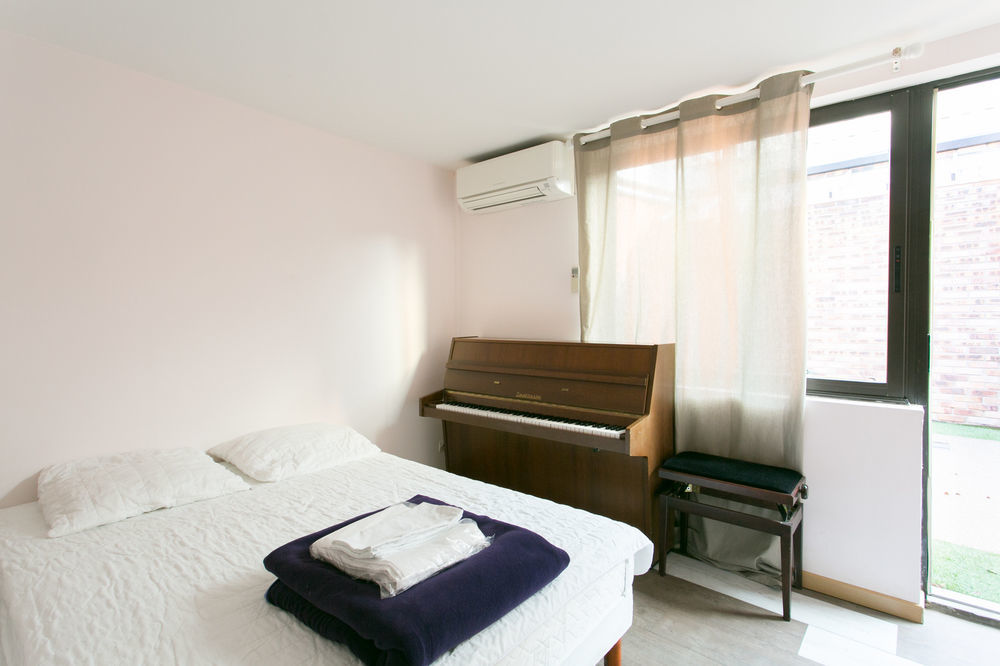 Paris East Side Lodge Pantin Zewnętrze zdjęcie